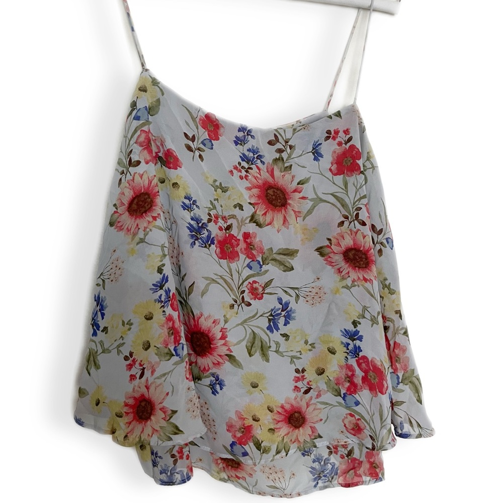 Forever 21 Sleeveless Floral Top